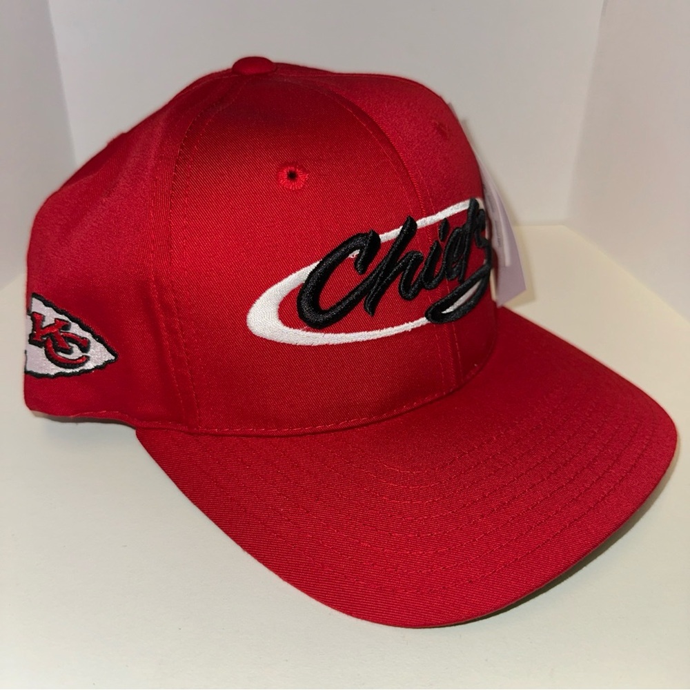 Vintage Kansas City Chiefs SnapBack Cap/Hat. New W/ Tags. NFL Authentic. Annco.